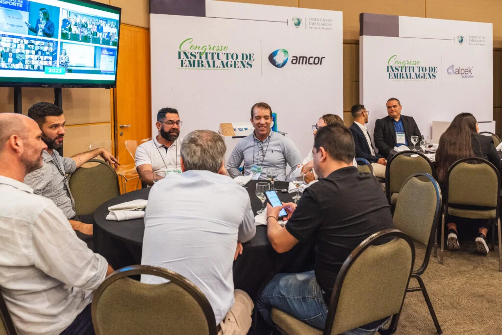 Espaço de negócios no Congresso Pack Tech